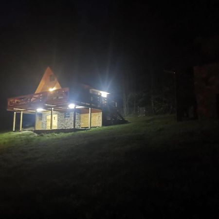 Dom na wzgórzu Vila Pluski Exterior foto